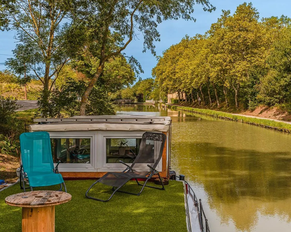 Peniche Dondon - Gite Cocooning Sur Canal Du Midi Avignonet-de-Lauragais 0*,